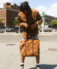 Load image into Gallery viewer, NEV. UTILITY BAG
